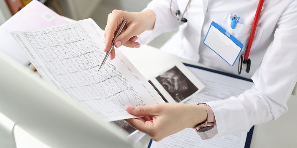 surveillance des anevrismes et stenoses arterielles