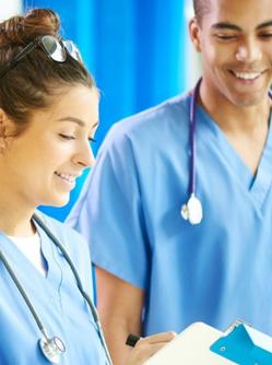 Si l’interne en médecine exerce ses fonctions par délégation, il n’en demeure pas moins que celui-ci peut voir sa responsabilité civile engagée par la victime, s’il commet une faute personnelle.
