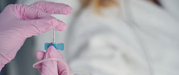 Retrait d'un cathéter de péridurale par une infirmière | MACSF