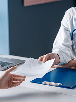 Amiodarone : revalidez vos prescriptions et informez vos patients - MACSF