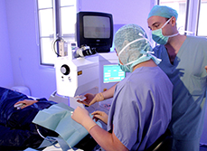 Un patiente subit une chirurgie réfractive au Lasik - MACSF