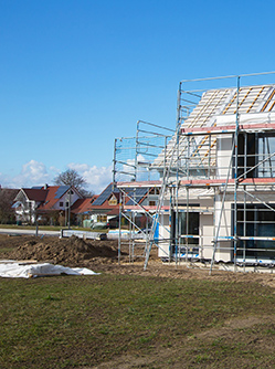 Une maison en construction dans un lotissement - MACSF