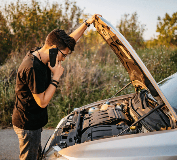 véhicule en panne Assistance auto MACSF