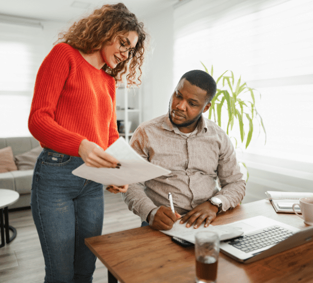 Assurance vie : la MACSF vous explique comment choisir entre rachats et avances