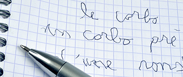 Le texte d'un élève dyslexique sur un cahier à spirale - MACSF