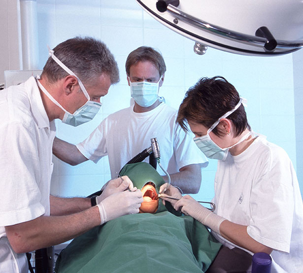 Intervention en chirurgie dentaire - MACSF