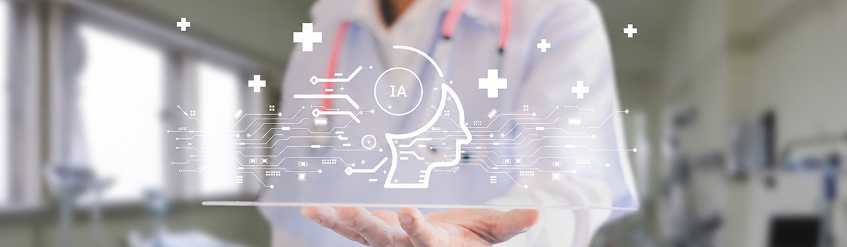Médecin présentant une interface holographique intégrant l’intelligence artificielle (IA) dans un environnement médical - MACSF