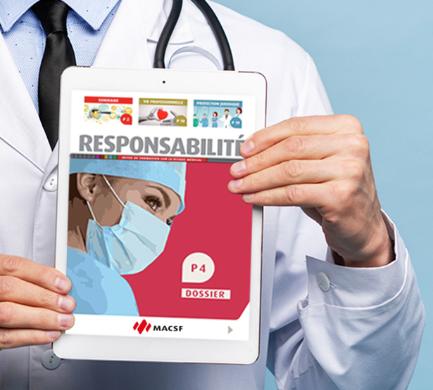 Un médecin tenant une tablette - MACSF