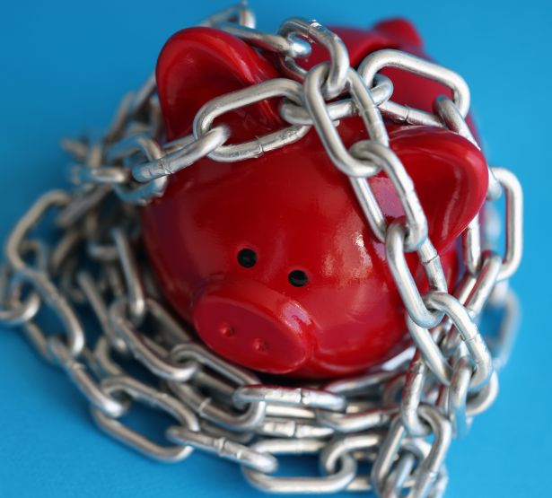 Le gouvernement peut-il saisir l’épargne des Français ? Ce que dit vraiment la loi - MACSF